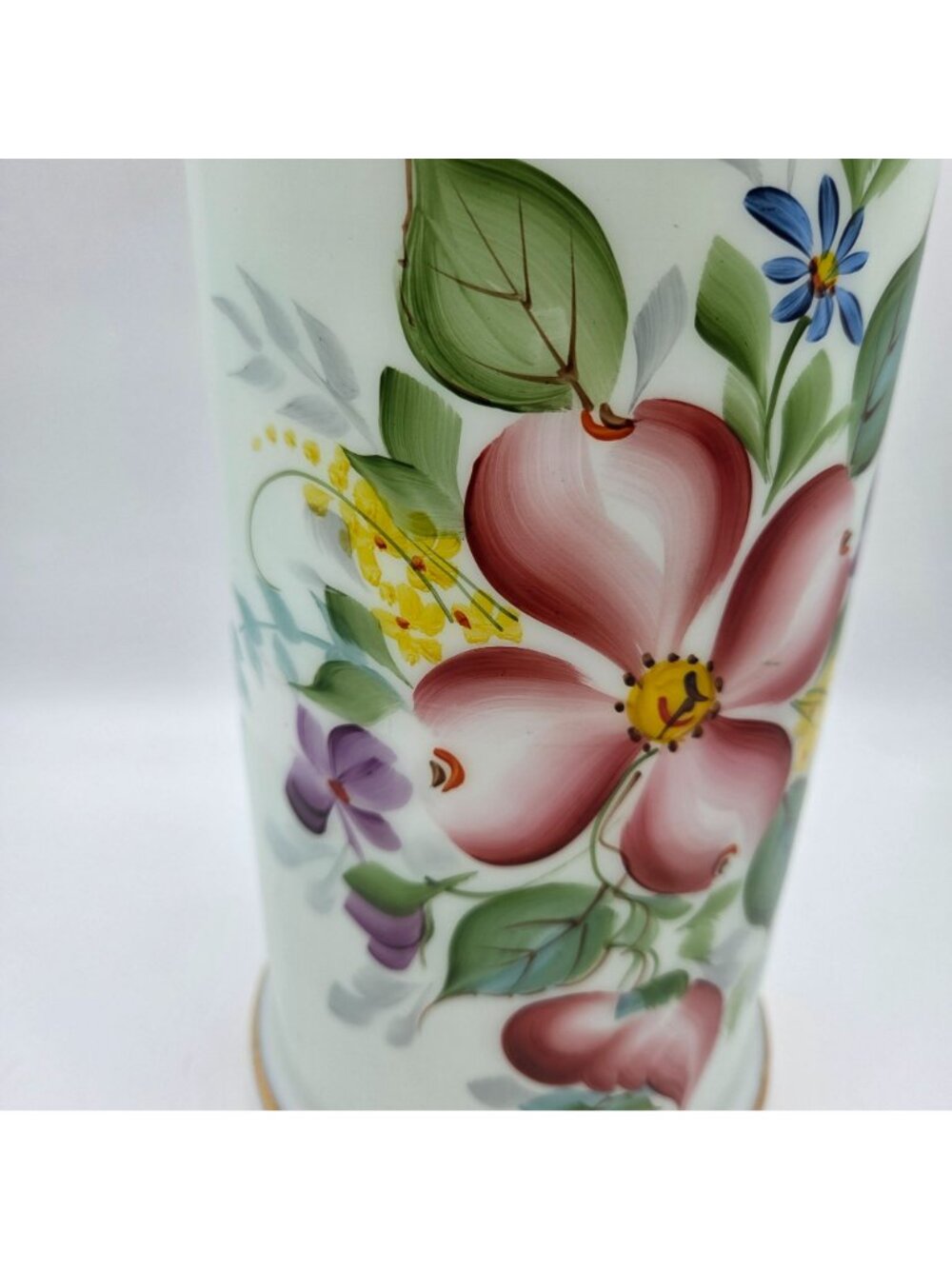 Opaline Hand Painted Flowers with Gold Trim Apothecary Jars with Lid - Picture 9 of 9